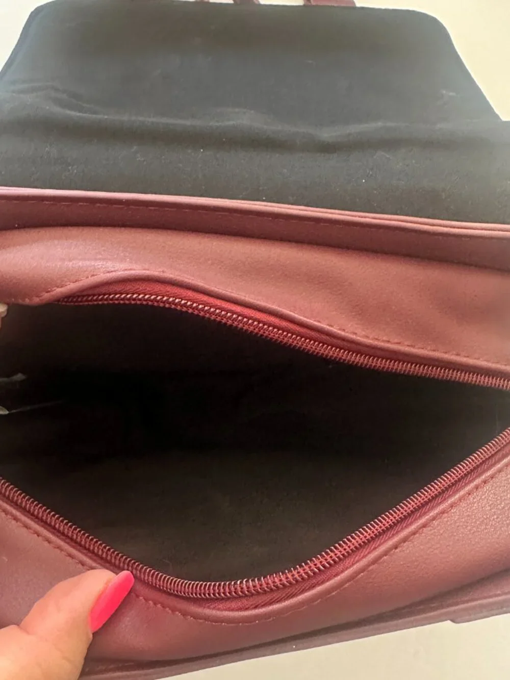 Harry Potter Hogwarts Satchel Purse 🦉 Maroon Burgundy Crossbody Bag Adjustable